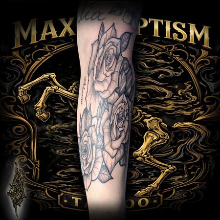 „Ein Blick unter die Haut – Blackwork, Black &amp; Grey und Lettering-Tattoos mit Charakter. Jedes Motiv erzählt seine eigene Geschichte.“